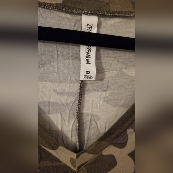 Zenana Tunic - Picture 2 of 5